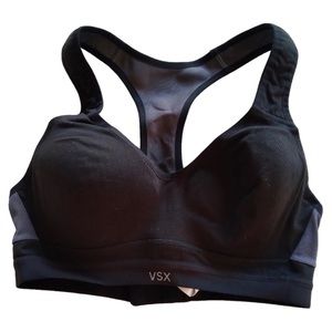 Victoria's secret sports bra size 32B